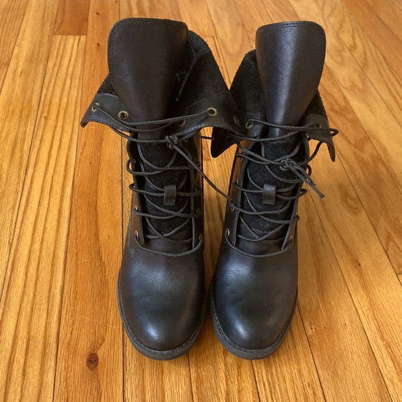TIMBERLAND Women's Black Lace Up Heeled Boots Size: 5.5 - Picture 3 of 3